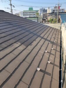 千葉市稲毛区でタイル外壁クリア塗装＋屋根塗装〈初回メンテナンス〉の施工前写真