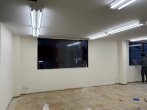 千葉市中央区にて内部塗装〈空きテナントの内装塗装〉
