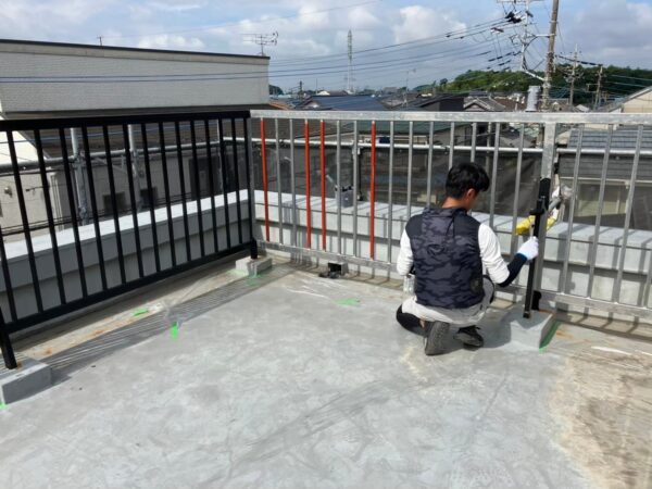 千葉市稲毛区周辺にて外壁塗装〈タイル外壁・付帯部塗装〉の施工前写真