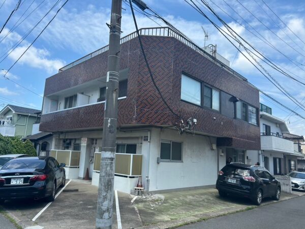 千葉市稲毛区周辺にて外壁塗装〈タイル外壁・付帯部塗装〉の施工前写真